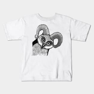 Owl with goat horn Kids T-Shirt